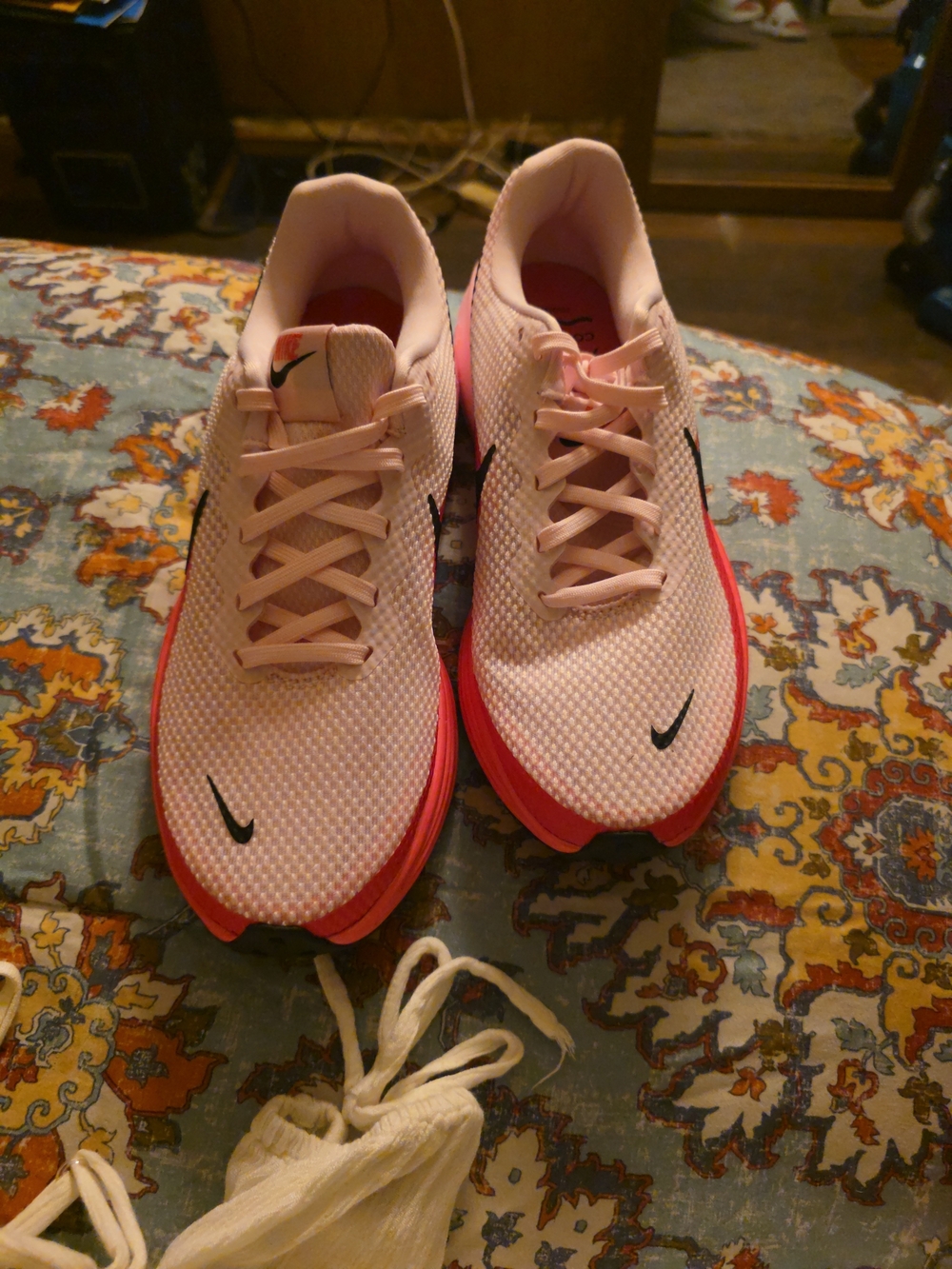 Nike Women’s Light Pink Mesh Sneakers with Bright Pink Sole